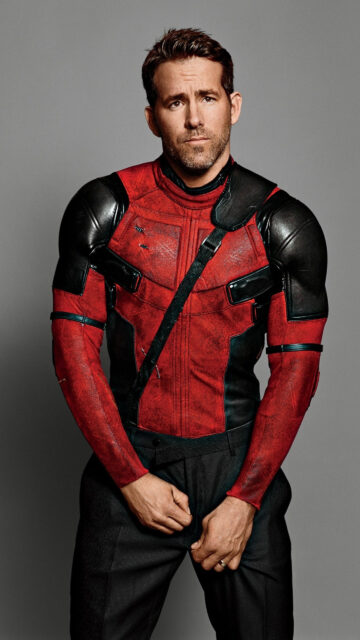 Ryan Reynolds as Deadpool in Casual Hero Costume Mobile Wallpaper