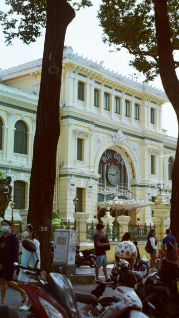 Saigon Central Post Office Historical Architecture Mobile Wallpaper