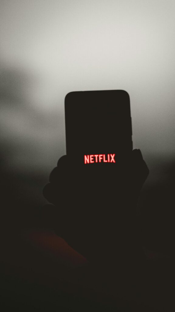 Netflix Dark Aesthetic Smartphone Minimalist Mobile Wallpaper