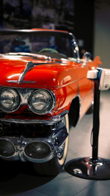 Vintage Red Cadillac Classic American Car Phone Wallpaper