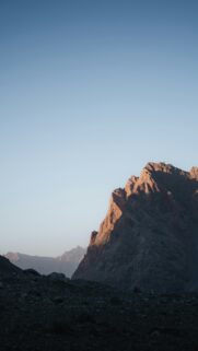 Stunning Golden Hour Mountain Peaks Minimalist Mobile Wallpaper