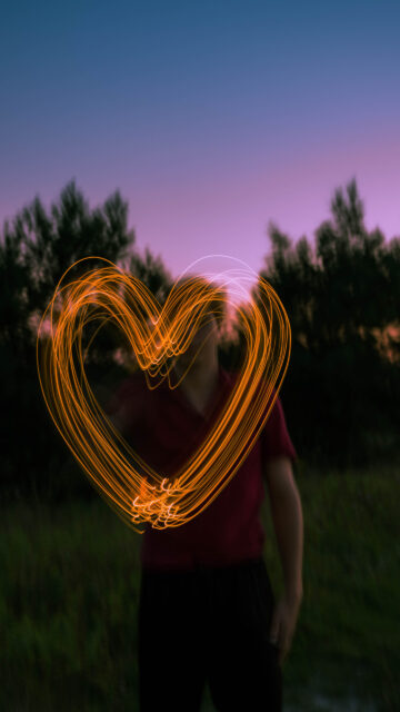 Heart Chakra Energy Light Manifestation Abundance Aesthetic Wallpaper