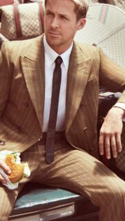 Ryan Gosling High Quality Mobile Wallpaper – Cinematic Portrait Background