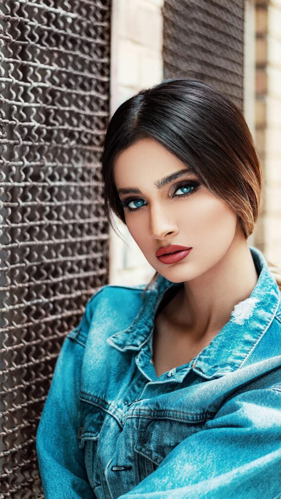 Stunning Fashion Portrait with Bright Blue Eyes Mobile Wallpaper