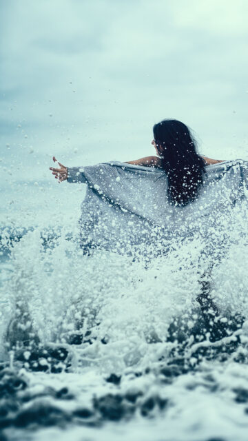 Empowered Manifestation and Ocean Freedom Daily Affirmation Wallpaper