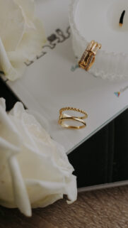 Leo Zodiac Gold Ring Energy and Abundance Manifestation Wallpaper