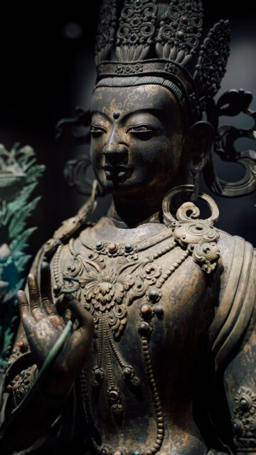 Divine Bodhisattva Spiritual Energy Mandala Bronze Statue Wallpaper