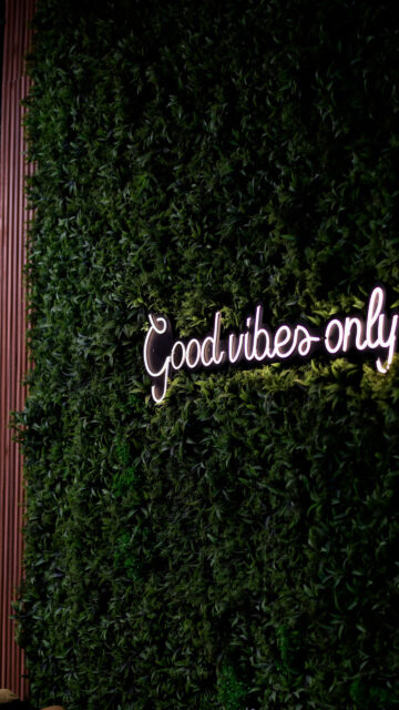 Good Vibes Only Aesthetic Affirmation Neon Sign Inspiration Wallpaper