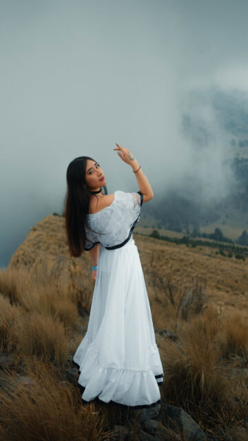 Virgo Earth Aesthetic: Mystical Goddess and Zodiac Energy Wallpaper