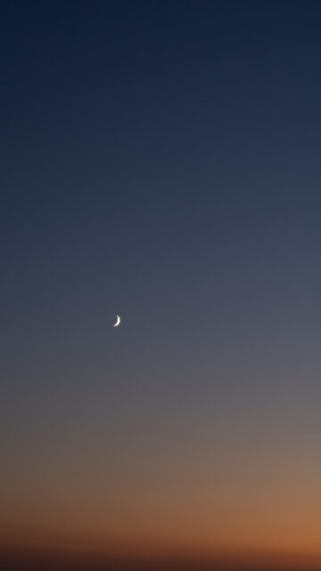 Waning Crescent Moon Spiritual Energy for Manifestation Wallpaper