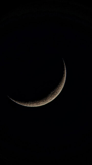Waxing Crescent Moon Spiritual Meaning and Lunar Energy Wallpaper