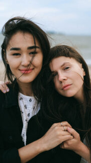 Gemini Zodiac Twin Energy: Celestial Air Sign Meaning and Wallpaper