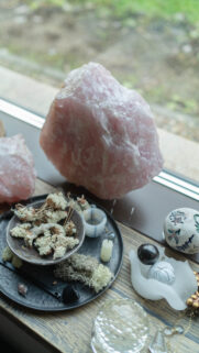 Rose Quartz Healing Energy and Crystal Manifestation Aesthetic Wallpaper