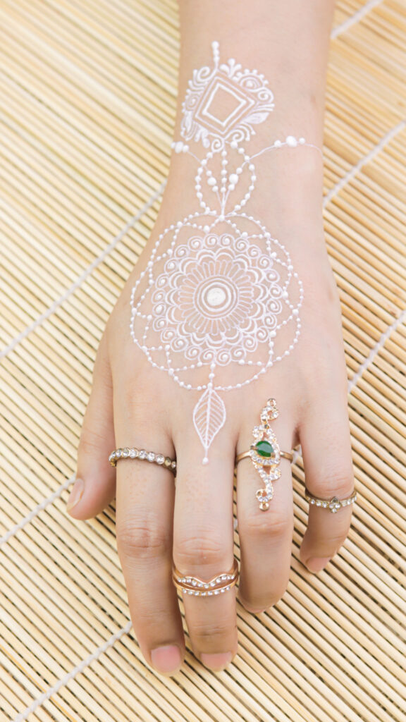 White Mandala Henna Sacred Geometry Spiritual Aesthetic Wallpaper