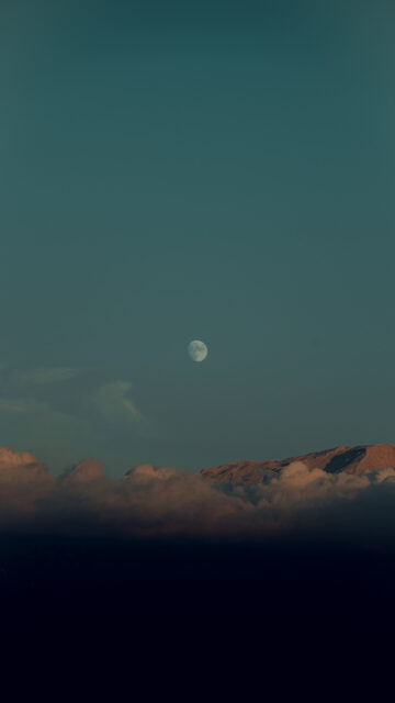 Waning Gibbous Moon Spiritual Guidance and Lunar Energy Phone Wallpaper