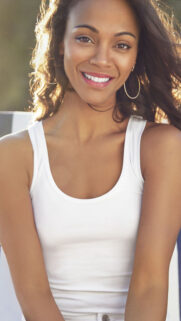 Zoe Saldana Radiant Smiling Portrait Mobile Wallpaper
