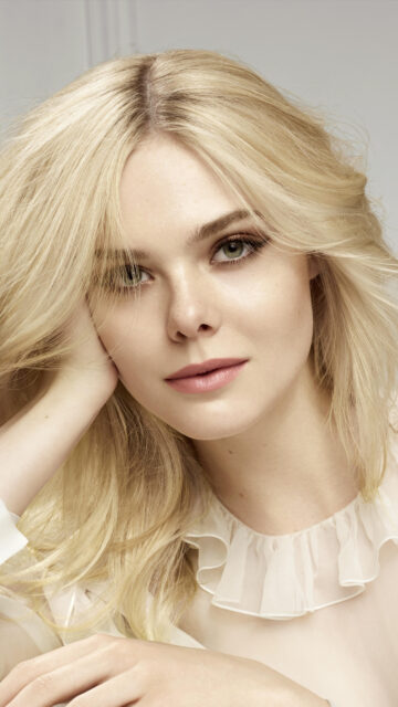 Stunning Blonde Portrait Mobile Wallpaper