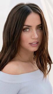Ana de Armas Portrait High Resolution Mobile Wallpaper