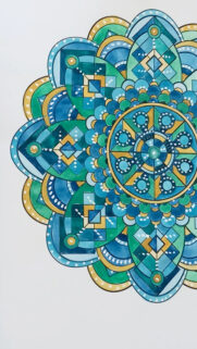 Intricate Geometric Mandala Art Spiritual Balance and Focus Wallpaper