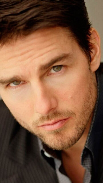Close-up Portrait of a Man Mobile Wallpaper