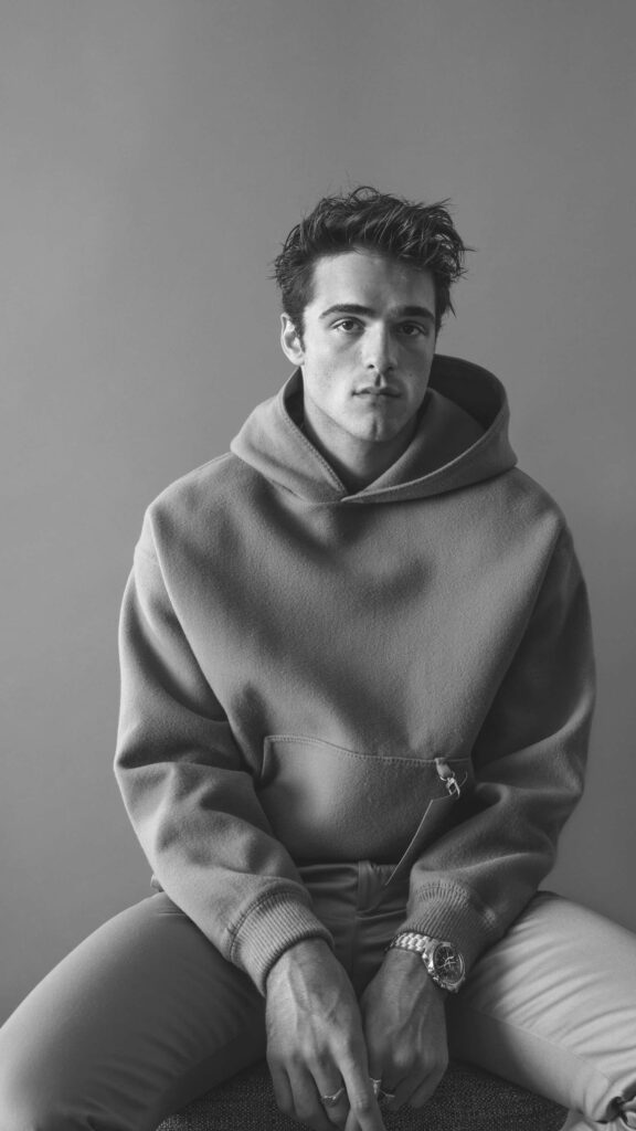 Jacob Elordi Monochrome Portrait Aesthetic Mobile Wallpaper