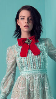 Anya Taylor-Joy Vintage Lace Fashion Mobile Wallpaper