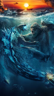 Godzilla vs Kong Underwater Battle Cinematic 4K Mobile Wallpaper