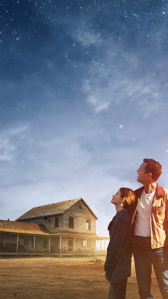 Interstellar Cooper and Murph Standing Before the Farmhouse Mobile Wallpaper