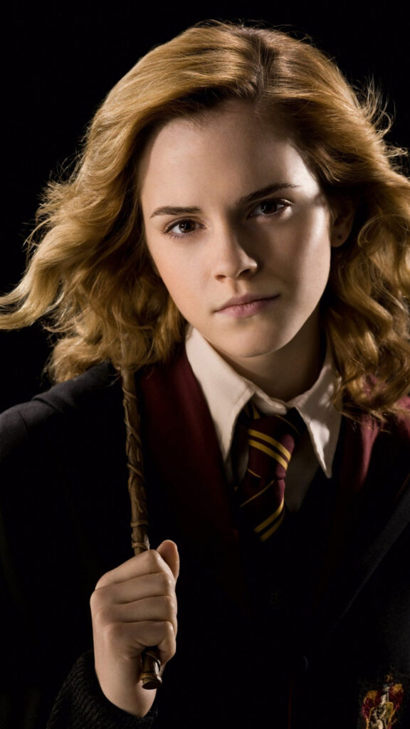 Emma Watson as Hermione Granger Mobile Wallpaper