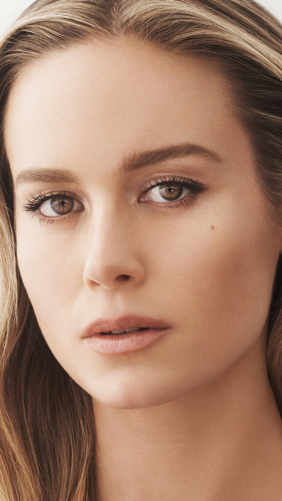 Brie Larson Close-up Portrait Mobile Wallpaper