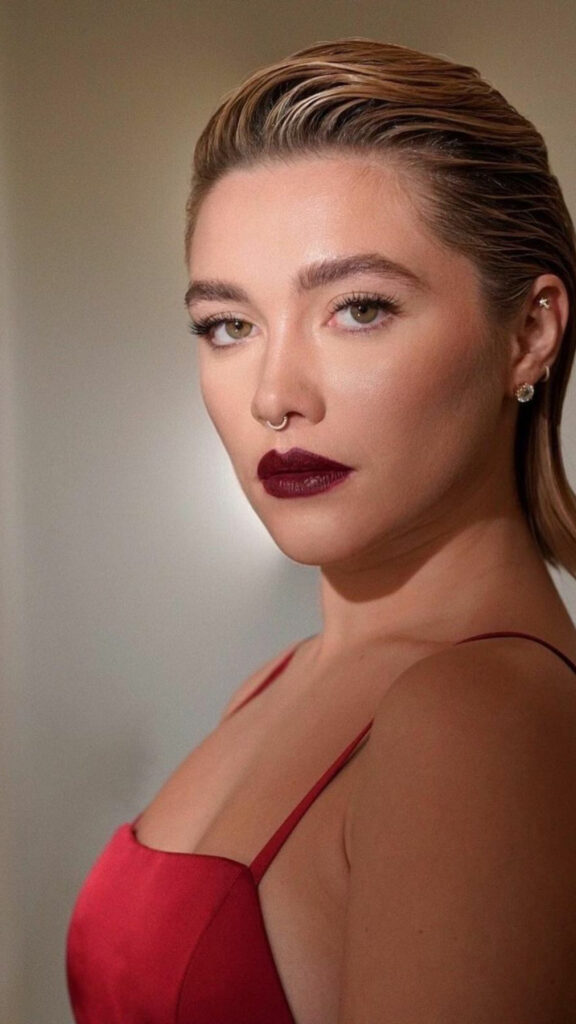 Stunning Florence Pugh Portrait Mobile Wallpaper