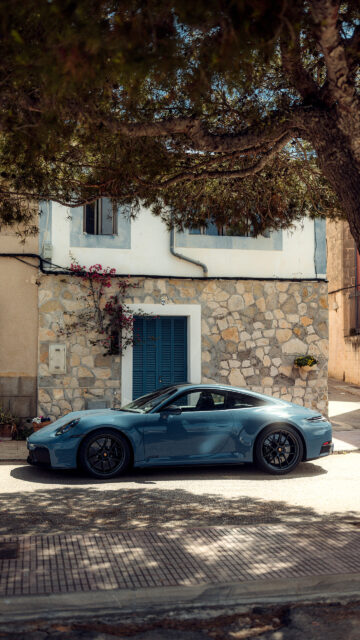 Stunning Blue Porsche 911 GTS Mobile Wallpaper