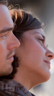 Close-up Side Profile of Man and Woman Mobile Wallpaper