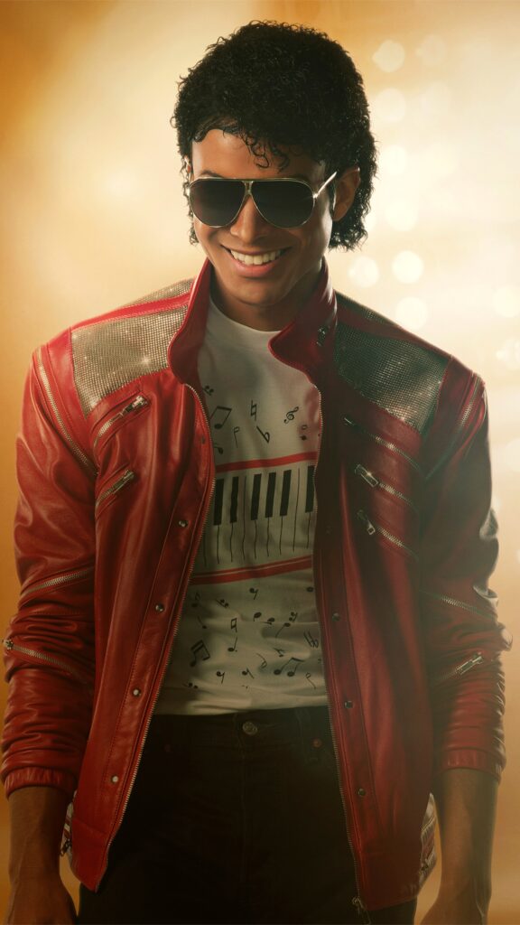 Stylish Retro Pop Star Portrait Mobile Wallpaper