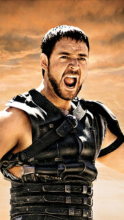 Russell Crowe as Maximus Decimus Meridius Gladiator Mobile Wallpaper