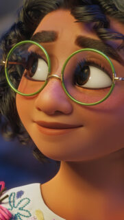 Mirabel Madrigal Close-up 4K Mobile Wallpaper