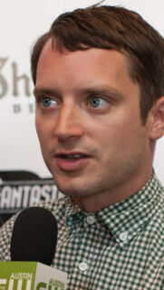 Elijah Wood Closeup Portrait Mobile Wallpaper