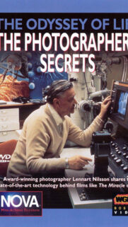 Lennart Nilsson at Work in His Laboratory Mobile Wallpaper