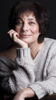 Middle-Aged Woman Portrait Mobile Wallpaper