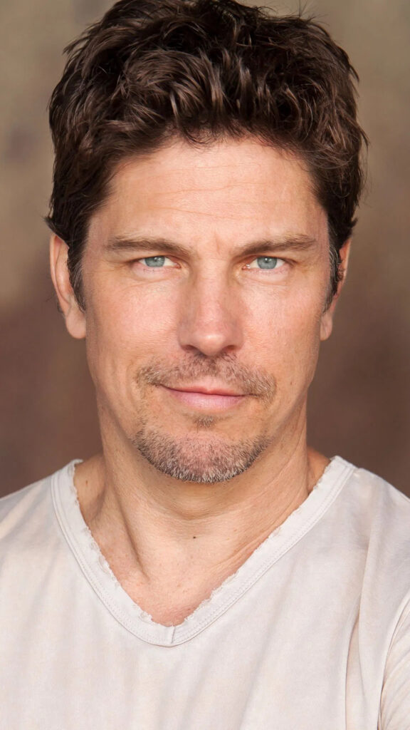 Close-up Male Portrait High-Resolution Mobile Wallpaper