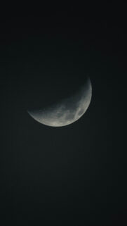 Crescent Moon Phase for Cancer Zodiac Spiritual Energy Wallpaper
