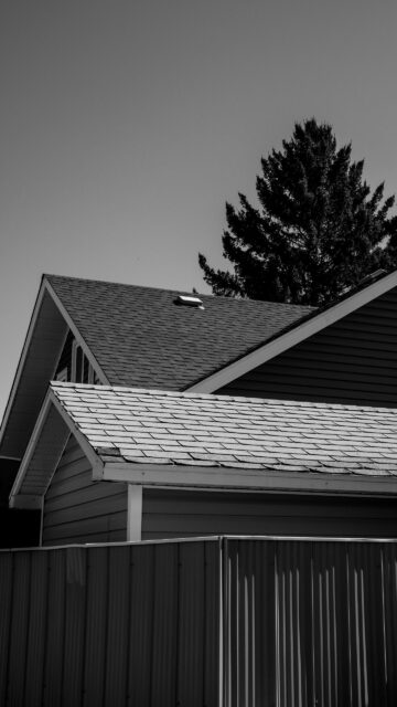 Minimalist Black and White Architecture House Roof Mobile Wallpaper