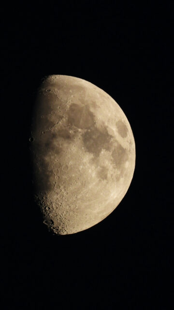 Waxing Gibbous Moon Spiritual Energy and Lunar Cycle Meaning Wallpaper