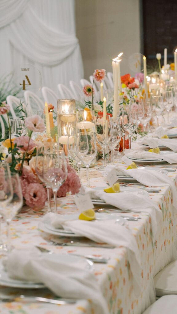 Elegant Floral Wedding Table Reception Aesthetic Wallpaper