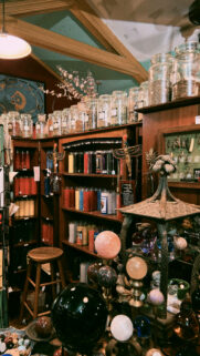 Healing Crystal Energy and Spiritual Manifestation Shop Wallpaper