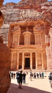 Stunning Treasury of Petra Jordan Historical Site Mobile Wallpaper