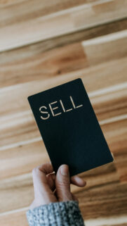 Manifestation Goal Setting Sell Card for Abundance and Focus Wallpaper