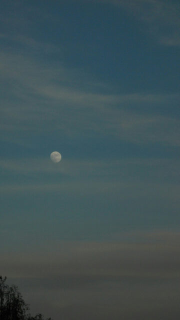 Ethereal Full Moon Spiritual Energy and Lunar Manifestation Wallpaper