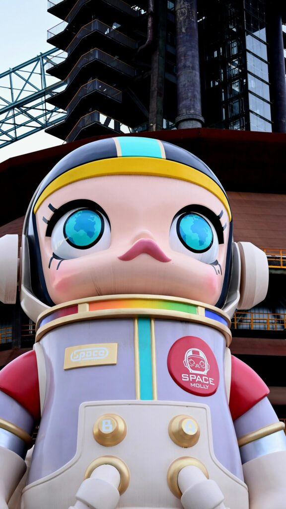 Space Molly Astronaut Cute Cartoon Character Mobile Phone Wallpaper