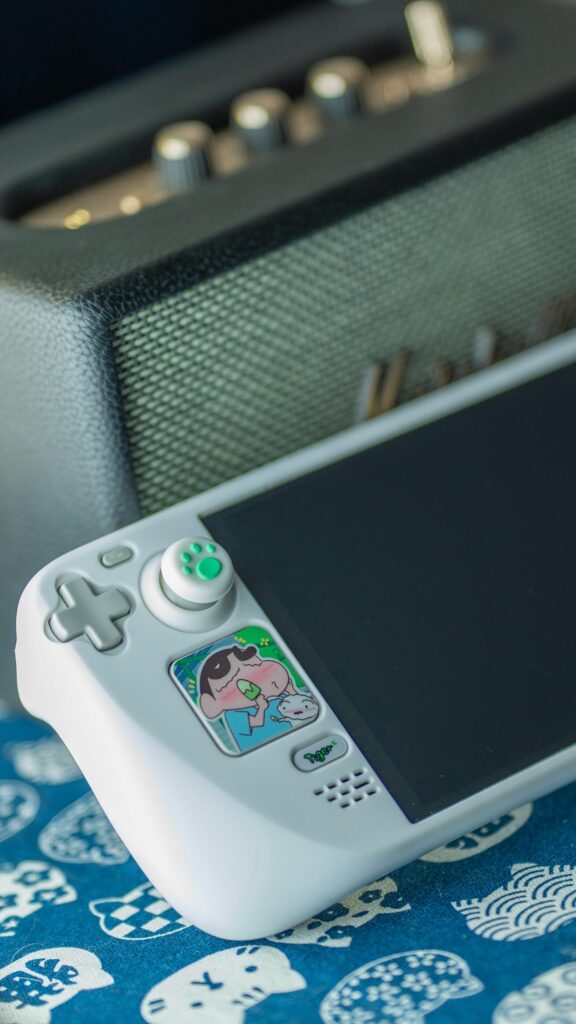 Crayon Shin-chan Steam Deck Gaming Aesthetic Phone Wallpaper